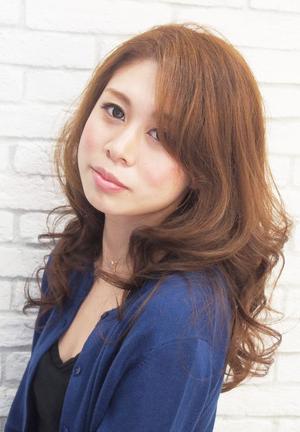 ふんわり可愛いゆるふわカール